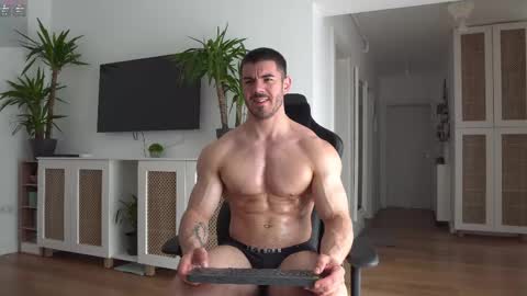 Snapshot of kevinandresxx chatting on March 11, 2025, 11:44 am Kevin online show from March 11, 2025, 11:44 am