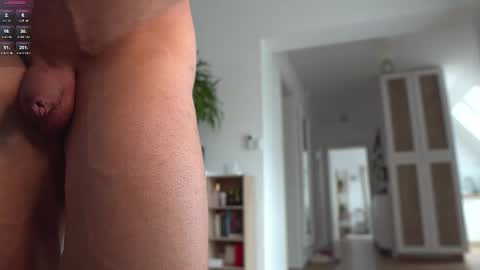 Snapshot of kevinandresxx chatting on September 25, 2025, 11:47 am Kevin online show from September 25, 2025, 11:47 am