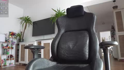 Snapshot of kevinandresxx chatting on February 20, 2026, 10:16 am Kevin online show from February 20, 2026, 10:16 am