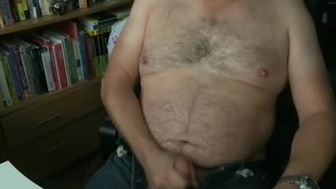 Snapshot of kevinlawl chatting on September 27, 2025, 2:11 pm KevRoss online show from September 27, 2025, 2:11 pm