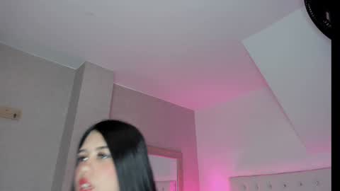 Snapshot of keyla__ross chatting on December 9, 2024, 8:01 pm keyla  ross online show from December 9, 2024, 8:01 pm