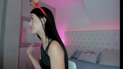 Snapshot of keyla__ross chatting on December 16, 2024, 7:54 pm keyla  ross online show from December 16, 2024, 7:54 pm