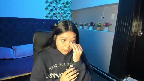 keyla_cutte online show from December 2, 2025, 3:12 am