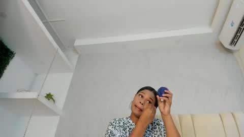 Keyla  online show from May 13, 2026, 12:02 pm