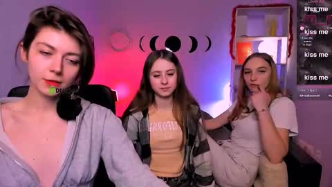 Snapshot of keylas_moan chatting on February 3, 2026, 4:23 pm Keylas online show from February 3, 2026, 4:23 pm