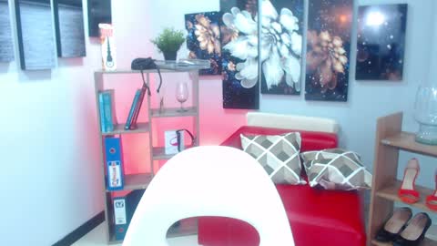 Keyla  online show from January 8, 2025, 4:11 pm