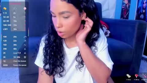 khateandersson online show from November 14, 2025, 7:12 pm