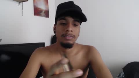 khevinlopezonig online show from October 9, 2025, 4:38 pm