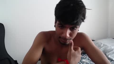 khevinlopezonig online show from October 16, 2025, 7:59 pm