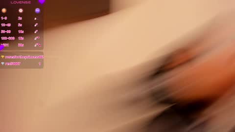 Snapshot of khloe_houston chatting on February 27, 2025, 4:32 pm Khloe online show from February 27, 2025, 4:32 pm