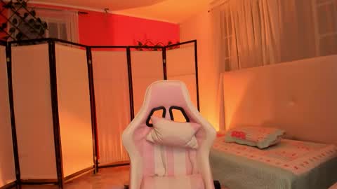 Snapshot of khloe_houston chatting on November 12, 2025, 2:34 am Khloe online show from November 12, 2025, 2:34 am