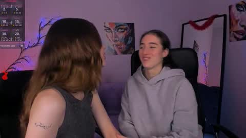 khloebeauty online show from November 27, 2025, 8:22 pm