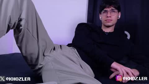 Snapshot of khozler_ chatting on January 15, 2026, 2:10 pm khozler_ online show from January 15, 2026, 2:10 pm