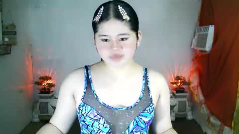 Your SweetGirl Ts online show from September 18, 2025, 4:47 am