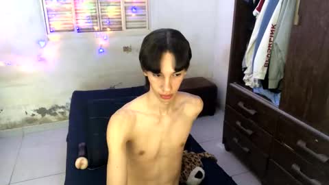 Snapshot of kiantwink chatting on January 7, 2025, 6:16 am kiantwink online show from January 7, 2025, 6:16 am