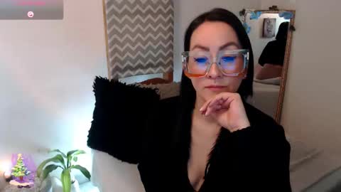 Kiara Bermont online show from January 8, 2026, 12:29 pm