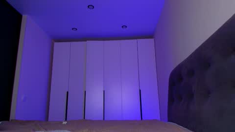 Snapshot of kiara_ro chatting on March 27, 2026, 4:51 pm im Kira hey there online show from March 27, 2026, 4:51 pm