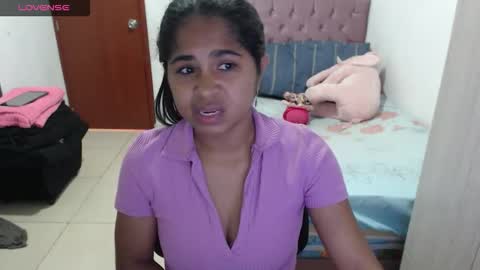 Kiara online show from September 26, 2025, 5:28 pm