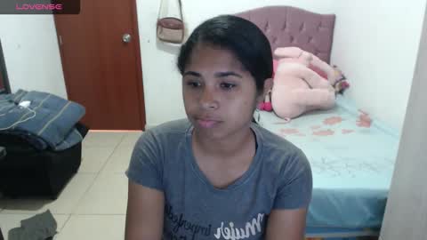 Kiara online show from October 5, 2025, 3:21 pm