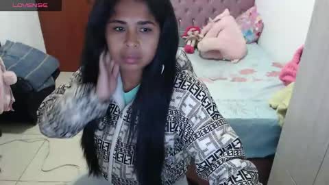 Kiara online show from October 14, 2025, 12:33 am