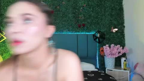 Snapshot of kiaraa88 chatting on April 22, 2026, 8:21 pm Valery online show from April 22, 2026, 8:21 pm