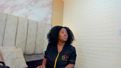 Snapshot of kiarazafira chatting on September 17, 2025, 10:28 am kiarazafira online show from September 17, 2025, 10:28 am