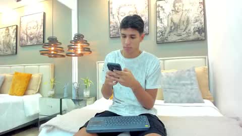 Kieran Derek online show from December 17, 2025, 3:12 am