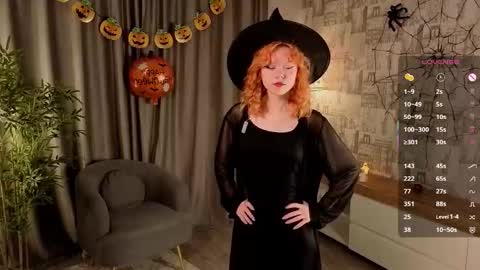 Vanessa online show from October 31, 2025, 11:00 am