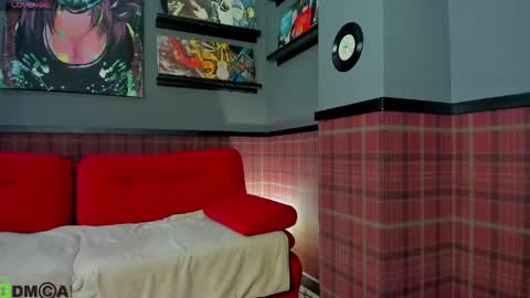 KiittieX online show from April 15, 2026, 7:48 am