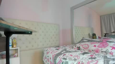 Snapshot of kiitty_horny_ chatting on February 7, 2026, 12:20 pm Melody online show from February 7, 2026, 12:20 pm