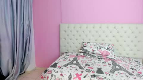 Snapshot of kiitty_horny_ chatting on June 1, 2026, 12:29 pm Melody online show from June 1, 2026, 12:29 pm