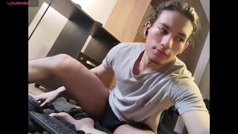 Snapshot of kikeruiz_19 chatting on December 11, 2024, 4:42 pm kikeruiz 19 online show from December 11, 2024, 4:42 pm