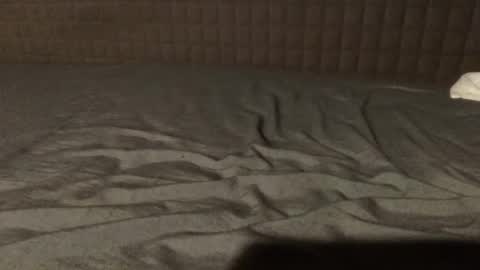 kiki3526 online show from November 15, 2025, 9:11 pm