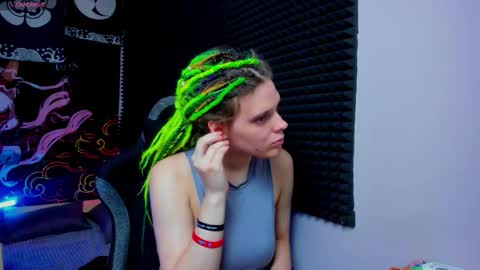 Kiki online show from October 10, 2025, 10:03 am