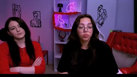 Snapshot of kiki_swan chatting on March 12, 2025, 11:33 pm kiki_swan online show from March 12, 2025, 11:33 pm