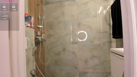 Snapshot of kikko_lee chatting on April 2, 2026, 1:09 pm KikkoLee online show from April 2, 2026, 1:09 pm