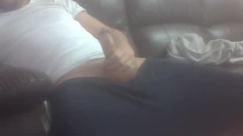 Snapshot of kiko83c chatting on January 12, 2025, 5:01 pm New accound cavilacion online show from January 12, 2025, 5:01 pm