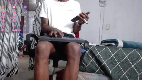 Kilian xxx online show from December 14, 2025, 11:04 am