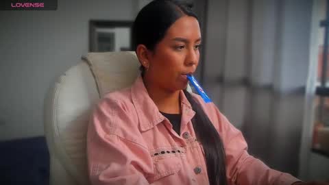 Snapshot of killaa01 chatting on February 10, 2025, 10:40 pm Alejandra online show from February 10, 2025, 10:40 pm