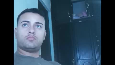 Snapshot of killandpussy chatting on January 6, 2025, 7:09 am Jonnybigcock online show from January 6, 2025, 7:09 am