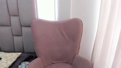 Ana      online show from February 1, 2025, 2:24 pm