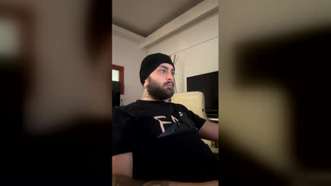 killerbeexxx online show from May 25, 2026, 6:52 am