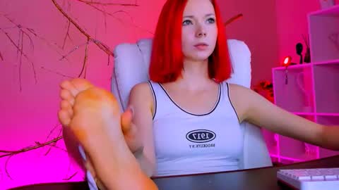 kim_boyd online show from November 21, 2025, 7:51 am