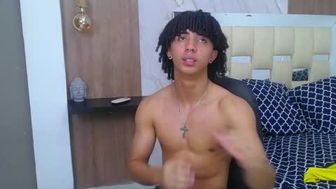 KIM online show from November 11, 2025, 8:31 pm