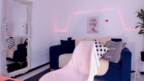 Kim  online show from March 6, 2025, 8:08 am