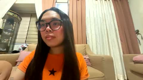 KYLIE online show from April 16, 2026, 2:29 pm