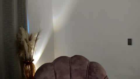 Kim Murphy online show from April 8, 2026, 11:43 am