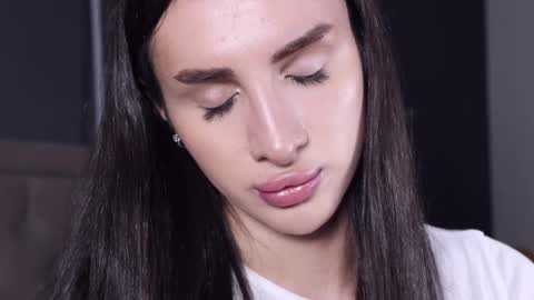 Kim Oberlin online show from September 20, 2025, 11:11 am