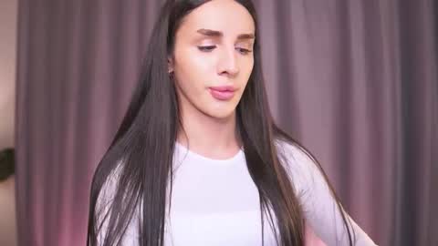 Kim Oberlin online show from October 3, 2025, 11:29 am