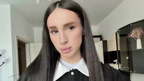 Kim Oberlin online show from February 13, 2026, 5:53 pm